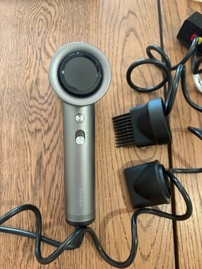 TYMO Airhype w/ Attachments PLUS Diffuser (not shown)